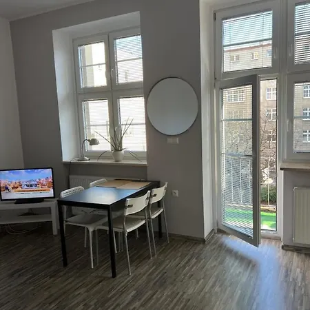 Centrum Msciwoja Apartment *