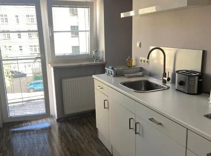 Centrum Msciwoja Apartment *