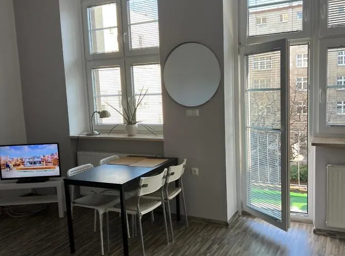 Centrum Msciwoja Apartment *